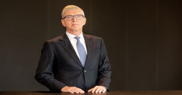 Dr M L Wolfgruber is Chairman of Lanxess AG